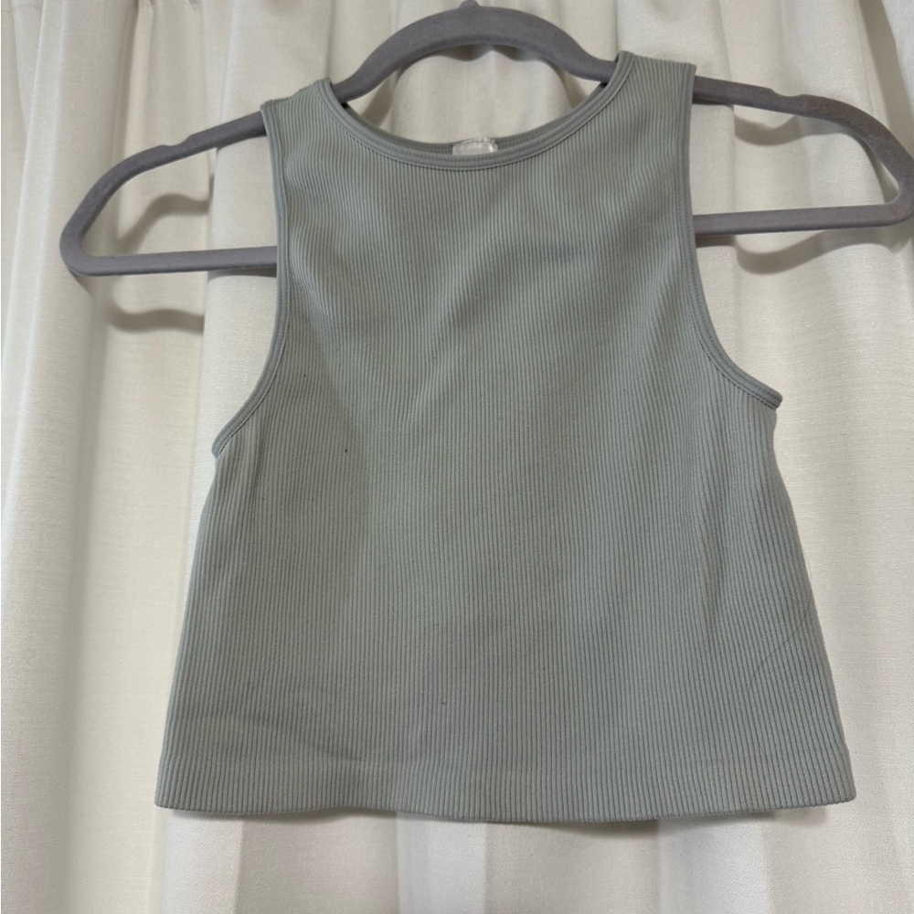 Cropped top